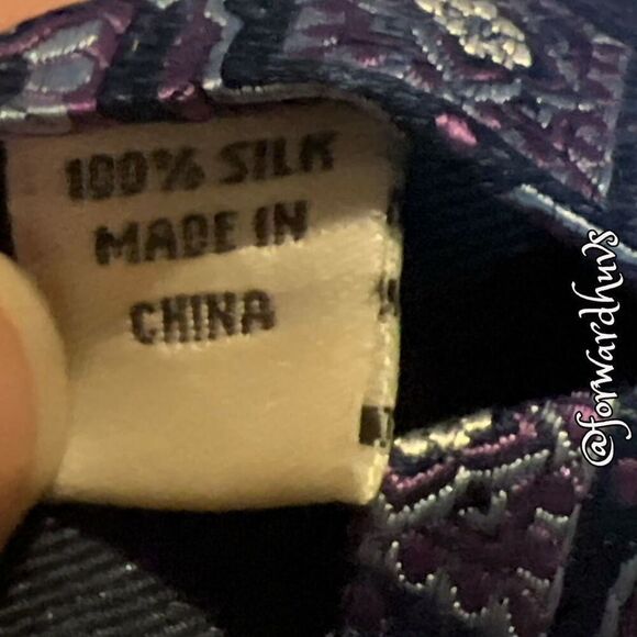 Joseph Abboud 100% Silk Neck Tie – Refined and Timeless - Picture 5 of 9